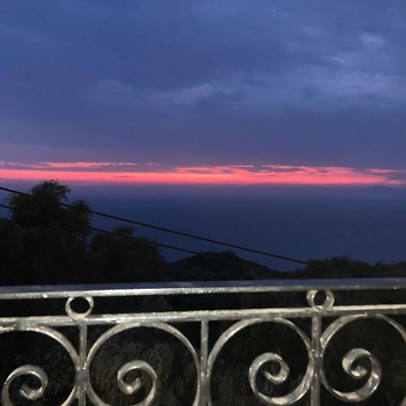Dielino Amazing Sunset View Pentátion Zewnętrze zdjęcie